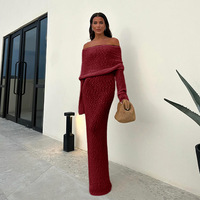 Robe longue en maille florale ajourée à épaules dénudées pour femme, avec manches transparentes, idéale pour les vacances et les soirées à la plage