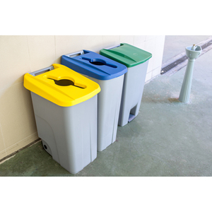 Contenitore per rifiuti con pedaliera, 120 litri. Verde. - Product Image 2