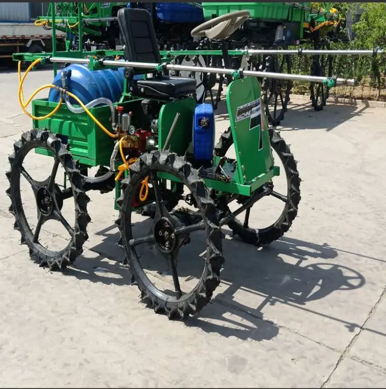 Máquina de pulverización agrícola de cuatro ruedas, pulverizador de brazo autopropulsado de alto rendimiento