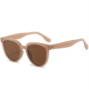 Gafas de sol Xu Hongdou para mujer, montura negra, lentes Ac, protección Uv400, a la moda, extragrandes, para viajes al sol y conducción - Product Image 2