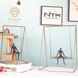 Ornamen Logam Modern Bergaya Ayun, Patung Meja Warna Emas, Dekorasi Rumah, Aksesoris Tahun Baru - Product Image 5