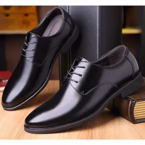 2021 أحذية رجالي جديد تصميم الأحذية الرسمية الأزياء الاتجاه الرجال أحذية من الجلد