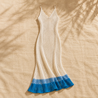 Robe longue en maille ajourée à col en V pour femme, bretelles spaghetti, dégradé de couleurs, fente latérale, idéale pour la plage et les vacances