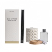Céramique d'aromathérapie 120ml pour diffuseur de roseaux Parfum longue durée pour lampe de table de chambre à coucher avec boîte-cadeau