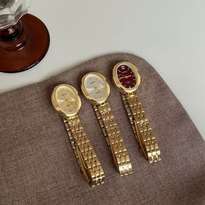 Reloj de Pulsera Vintage, Exquisito Reloj Dorado, Reloj de Cuarzo Ovalado de Moda de Lujo Ligero, Joyería para Mujeres y Niñas, Regalo de Verano - Product Image 1
