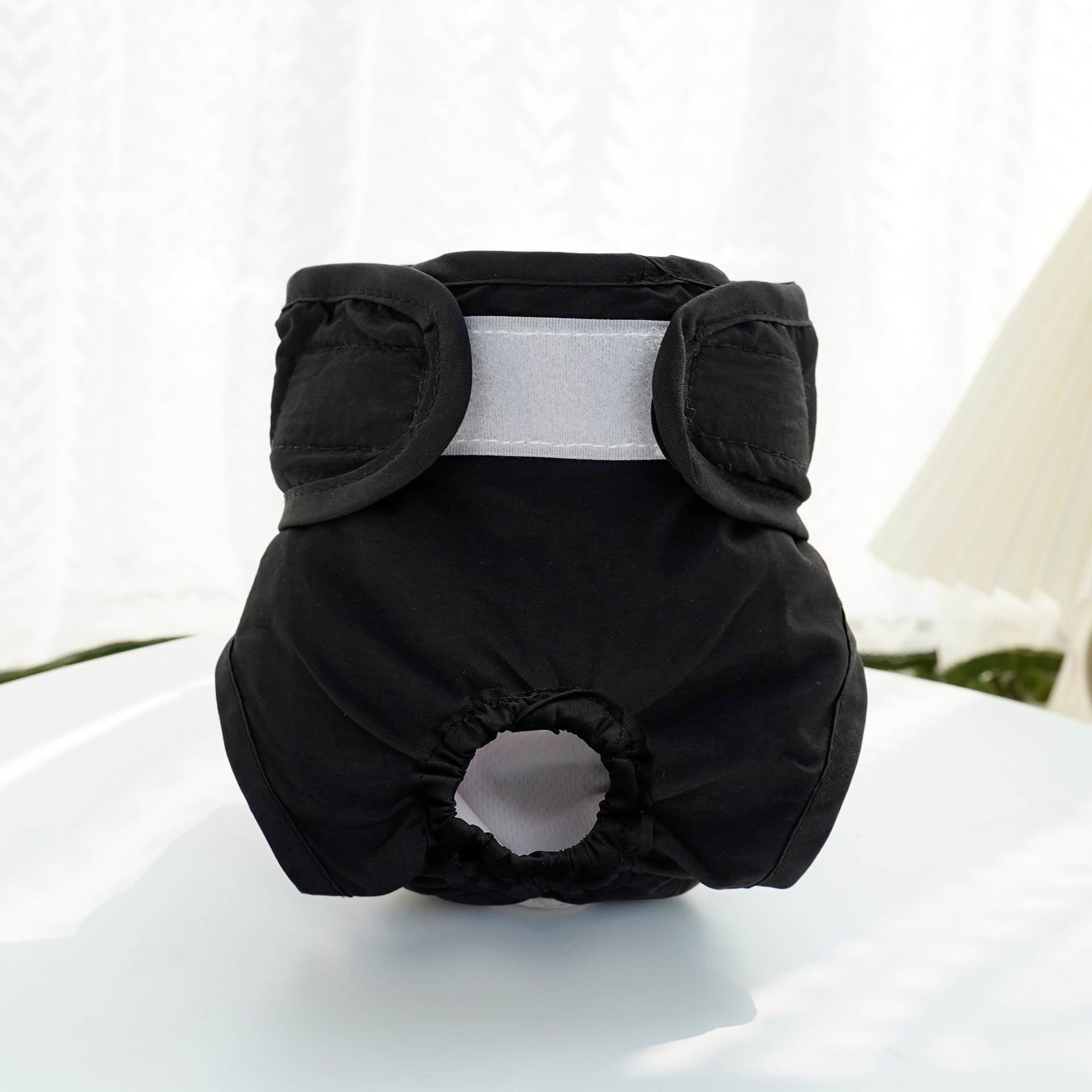 Culottes hygiéniques pour chienne noire