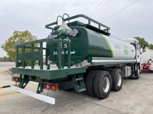 Camion-citerne Shacman H3000 6x4 400 CV 20000 litres 20 m³ pour l'arrosage routier et le lavage des rues, 10 roues - Product Image 3