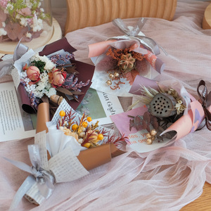 Mini Ramo <span class=keywords><strong>de</strong></span> Flores Secas Hecho a Mano, Ramo Pequeño <span class=keywords><strong>de</strong></span> Flores Secas Naturales Preservadas <span class=keywords><strong>para</strong></span> Regalo, Decoración del Hogar, Recuerdo <span class=keywords><strong>de</strong></span> Boda - Product Image 1