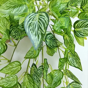 Vignes décoratives artificielles en fausse verdure, feuillage artificiel suspendu pour la décoration de scène de mariage, de fête ou de mur. - Product Image 5