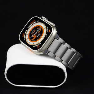 <span class=keywords><strong>Bracelet</strong></span> en titane pour <span class=keywords><strong>Apple</strong></span> <span class=keywords><strong>Watch</strong></span> Ultra Band 49mm <span class=keywords><strong>Bracelet</strong></span> de montre en <span class=keywords><strong>acier</strong></span> 38 44 40mm Luxury Series 8 7 6 5 4 SE <span class=keywords><strong>Bracelet</strong></span> en métal pour IWatch - Product Image 4