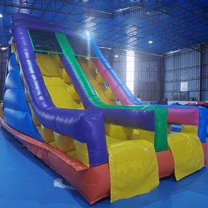 Parcours d'obstacles gonflable commercial pour adultes, avec toboggan et mur d'escalade, en PVC, 6m x 7m - Product Image 1
