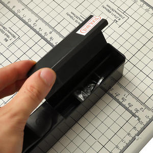 Taglierina Manuale per Carta <span class=keywords><strong>A4</strong></span> 858 con Ghigliottina, Spessore 4cm e Calibro Posteriore Regolabile per Uso Domestico, Direttamente dalla Fabbrica - Product Image 3