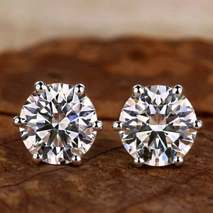 Pendientes Unisex de Diamantes Cultivados en Laboratorio con Corte Brillante Redondo, Oro Sólido de 18K, Certificados por IGI, Clásicos, para Regalo de Compromiso o Boda - Product Image 1