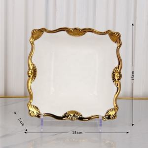 Assiette et bol de service en porcelaine de luxe, style moyen-oriental, bordure dorée - Product Image 1