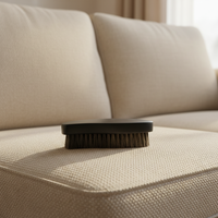 Brosse à manche en bois courbé LB-004 – Nylon haute densité/soies naturelles, technologie de tuftage perforée, courbe ergonomique pour voiture