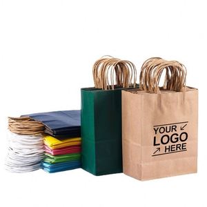 Sacs en papier kraft blanc et noir personnalisés en gros pour la vente à emporter, sacs de courses avec votre propre logo, écologiques et laminés - Product Image 1