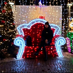 Ornamental Christmas Throne <b>Light</b> for Shopping Mall Hotel Plaza and Festive Photo Display - Product Image 1