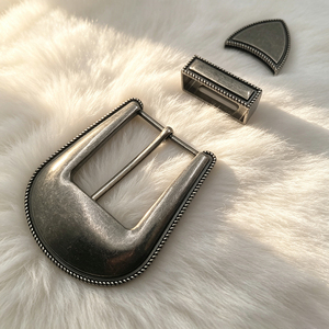 Juego de Hebillas de Cinturón Metálicas Vintage Texturizadas de 25mm, Ajustables, de Aleación, de Tres Piezas, para Hombre y Mujer, Venta al por Mayor, Personalizadas, OEM, ODM - Product Image 4
