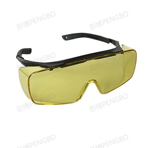 Gafas de seguridad láser con montura completa, lentes de policarbonato antiarañazos para trabajos en laboratorios químicos - Product Image 3