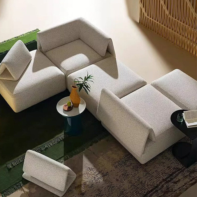 Modern Living Room Furniture Luxury Sofa Set Furniture Genuine Living Room Sofa Set Designer Villa Envelope Sponge Hotel