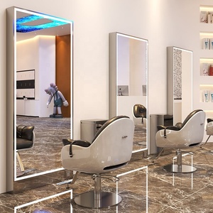 Estación de Espejo Profesional de Doble Cara <span class=keywords><strong>para</strong></span> Barbería |   Espejo de Piso con Marco Metálico e Iluminación LED <span class=keywords><strong>para</strong></span> Salones de Belleza - Product Image 2