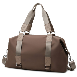 Sac de sport imperméable pour la gymnastique pour femmes, sac de voyage de grande capacité, avec logo personnalisé, unités - Product Image 1