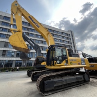 Excavatrice Komatsu 450 d'occasion, faible nombre d'heures de travail, performances fiables, matériel de construction