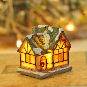High Quality Glowing Resin <strong>Christmas</strong> <strong>Village</strong> <strong>House</strong> LED <strong>Christmas</strong> Resin Ornaments for Window Decorations - Product Image 4