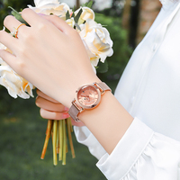 Montre à quartz pour femme, boîtier en alliage, cadran en verre, étanche, aiguilles lumineuses, tendance et très vendue