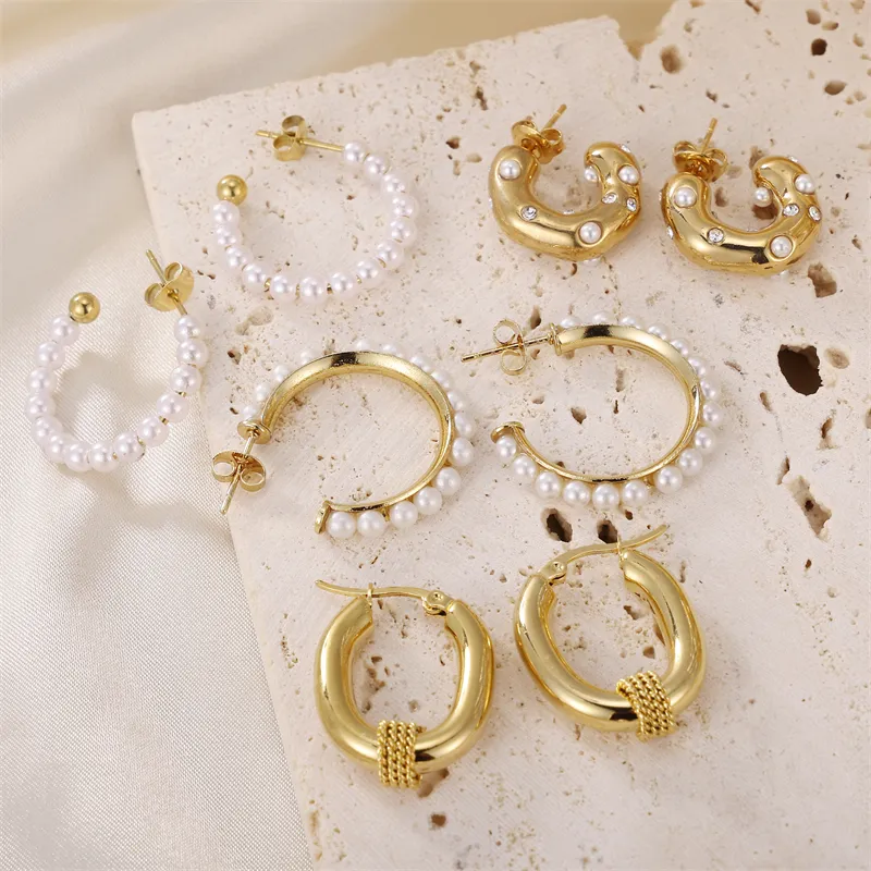 Gioielli di moda affascinanti orecchini a cerchio carini in acciaio inossidabile con Design di perle in acciaio inossidabile per regalo di donne e ragazze