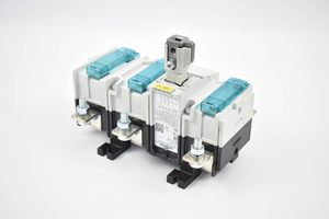 قطعة واحدة جديدة تمامًا أصلية من مفتاح فصل التحميل 160 أمبير 690 فولت <span class=keywords><strong>3</strong></span> أقطاب 3KA5330-1AE01 3KA5 330-1AE01 - Product Image 3