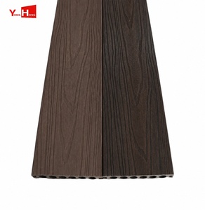 Pavimentazione WPC 150x25mm in Composito Solido per Esterni, Ideale per Marinas e Progetti Costieri - Product Image 5