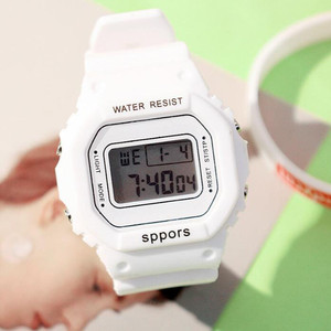 Reloj Deportivo Digital Cuadrado Verde Unisex de Lujo con Función Multifunción Luminosa e Impermeable, Incluye Alarma - Product Image 2
