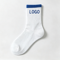 Chaussettes de sport en coton personnalisées avec logo OEM, chaussettes de course athlétiques unisexes en jacquard, chaussettes de sport de compression personnalisées