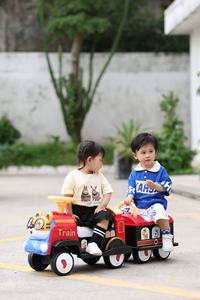 Voiture électrique <span class=keywords><strong>pour</strong></span> enfants, télécommande, <span class=keywords><strong>petit</strong></span> <span class=keywords><strong>train</strong></span> pouvant accueillir deux enfants, jouet <span class=keywords><strong>pour</strong></span> <span class=keywords><strong>petit</strong></span> garçon, voiture à quatre roues, voiture électrique <span class=keywords><strong>pour</strong></span> bébé, fille - Product Image 5