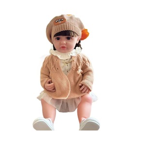 Poupée de simulation de naissance de 55 cm en silicone souple avec cheveux tressés, jouet compagnon pour enfants, vente en gros transfrontalière, succès TikTok - Product Image 5