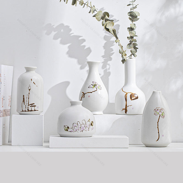 Luxury Home Fragrance Essential Oil Ceramic Reed Diffuser Bottle Bathroom Accessories Luxury Reed Diffuser Bottle for Home Decor