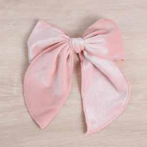 Pinzas <span class=keywords><strong>para</strong></span> el pelo <span class=keywords><strong>de</strong></span> cinta <span class=keywords><strong>de</strong></span> terciopelo rosa claro y lazo <span class=keywords><strong>de</strong></span> lino, con lazo grande <span class=keywords><strong>de</strong></span> terciopelo <span class=keywords><strong>de</strong></span> 5 pulgadas, tipo pinza <span class=keywords><strong>de</strong></span> cocodrilo, <span class=keywords><strong>para</strong></span> niños pequeños, adolescentes, bebés y niños - Product Image 2