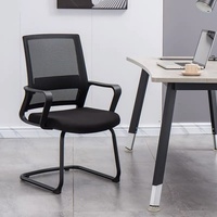 Chaise de bureau moderne réglable en maille avec accoudoirs, cadre en fer sans roulettes pour usage commercial