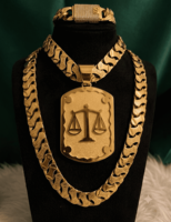 Nouveau Design Tendance Collier Pendentif Breloque Élégant en Laiton Plaqué Or 24K avec Chaîne Cubaine Géométrique et Breloque Équilibre, Bijou Unisexe, Cadeau