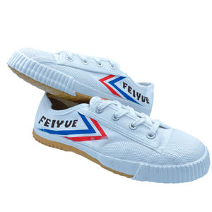 รองเท้าผ้าใบโลโก้สั่งทำ น้ำหนักเบา สำหรับฤดูใบไม้ร่วง สไตล์จีน สำหรับผู้หญิงและผู้ชาย สีขาวดำ สำหรับกังฟู/วูซู พระเส้าหลิน ศิลปะการต่อสู้ กันลื่น - Product Image 5