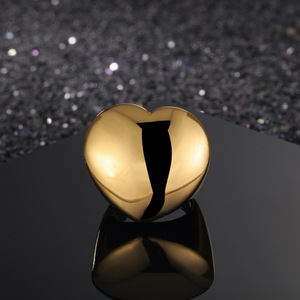 แหวนผู้หญิงข้ามพรมแดน สแตนเลสชุบทอง 18K สไตล์อินเทรนด์ ขัดเงา รูปหัวใจ - Product Image 6