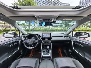 รถยนต์มือสอง Toyota RAV4 ปี 2020-2026 เครื่องยนต์เบนซิน 2.0 ลิตร SUV 5 ประตู 5 ที่นั่ง พวงมาลัยซ้าย หลังคาซันรูฟ ไมล์น้อย ภายในสีดำ สมรรถนะสูง - Product Image 2