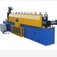 Machine pour fabriquer des angles fendus, appareil pour créer des rouleaux en forme de L