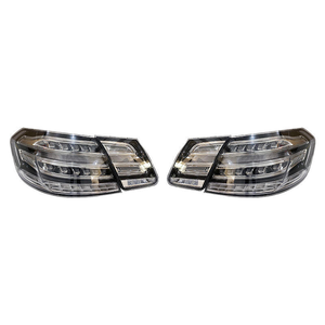 Nuevas Luces Traseras LED Facelift para Mercedes-Benz Clase E W212 (2009-2013) |   Actualización de Retrofit |   Lente Transparente de 12V 36W 6000K |   1 año - Product Image 2