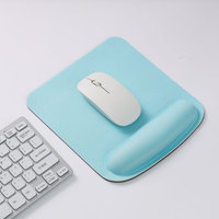 Tapis de souris ergonomique avec repose-poignet en mousse à mémoire de forme, tapis de souris d'ordinateur confortable avec base en PU antidérapante pour le bureau et la maison