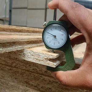 Tablero <span class=keywords><strong>OSB</strong></span> de 15 mm y 18 mm, Económico, <span class=keywords><strong>1220x2440</strong></span>, Ranura T&G, Núcleo de Álamo, para Construcción, Resistente al Agua, con Pegamento - Product Image 6