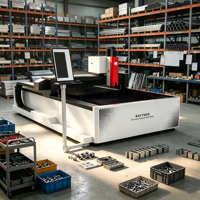 Wirtschaftliche 3015 3000W CNC-Faserlaserschneidemaschine mit Max Laser Raytools System für einfache Metallblechbearbeitung