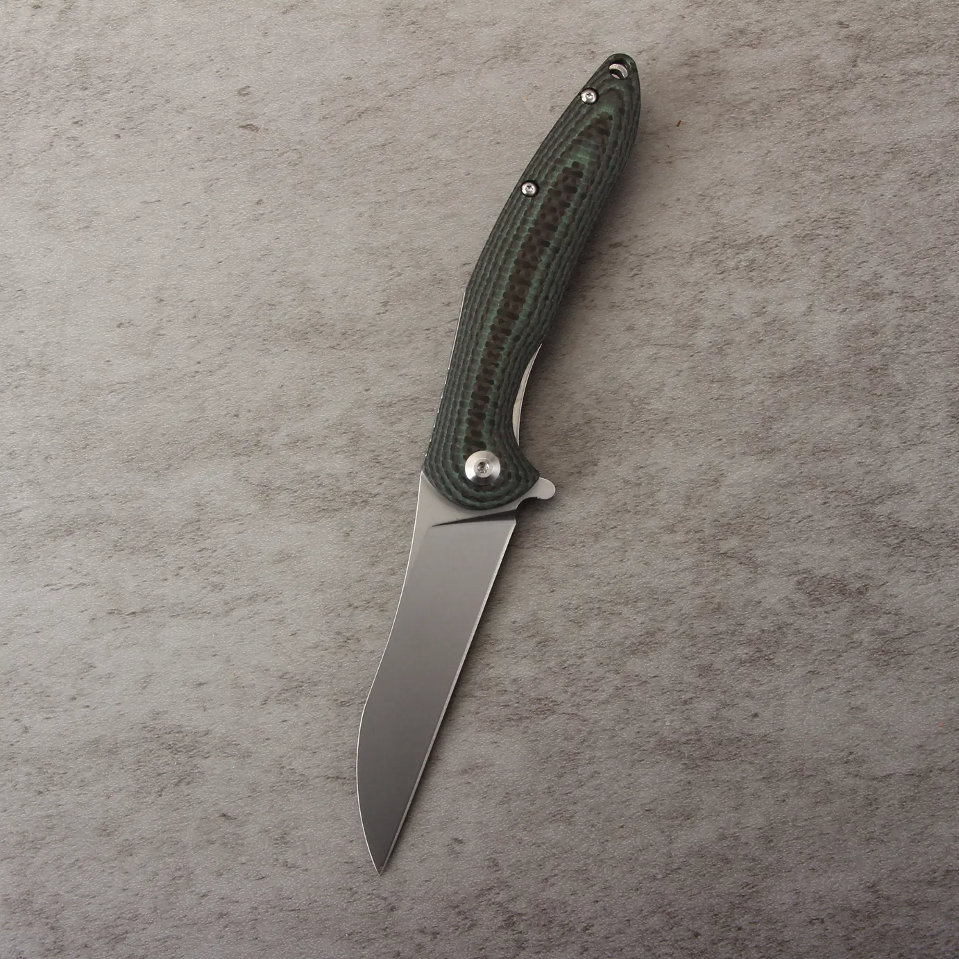 למעלה איכות פחמן G10 ידית Slim צורת מתקפל סכין סופר חד 14C28N להב כיס EDC סכין