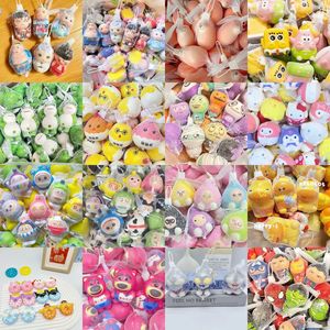 Juguete Antiestrés Kawaii, Juguete de Peluche Antiestrés de Anime, Juguete de Mano para Niños, Mini Crance - Product Image 4